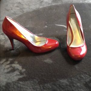 Jessica Simpson red patent leather NWOT heel